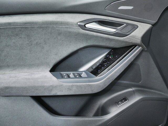 New 2027 Audi SQ6 e-tron Premium Plus AWD/4WD image 7