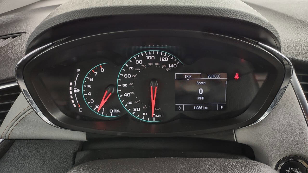 Used 2020 Chevrolet Trax Premier FWD image 18