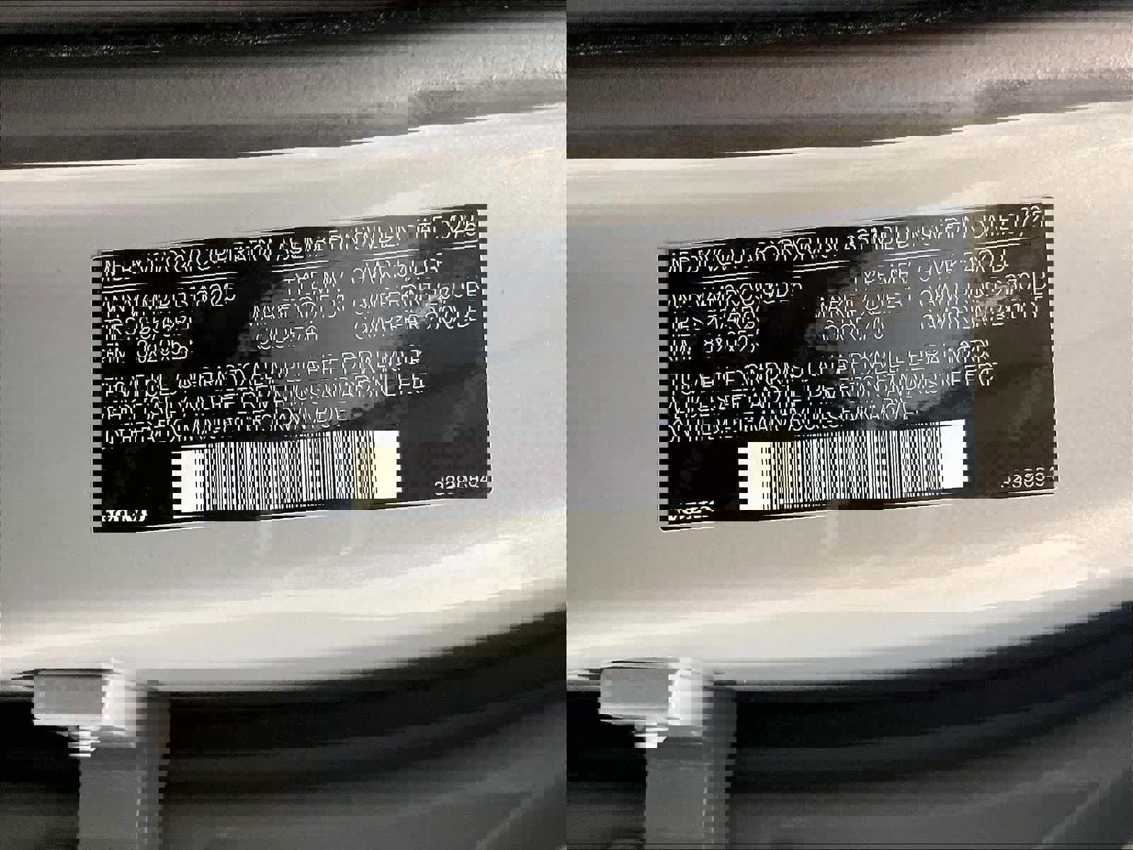 Used 2025 Volvo XC60 B5 Plus image 36