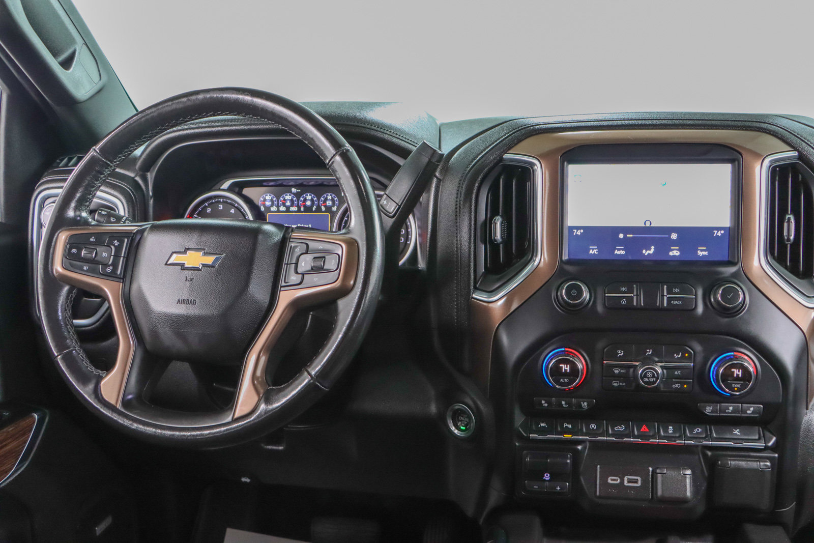 Used 2021 Chevrolet Silverado 1500 High Country image 18
