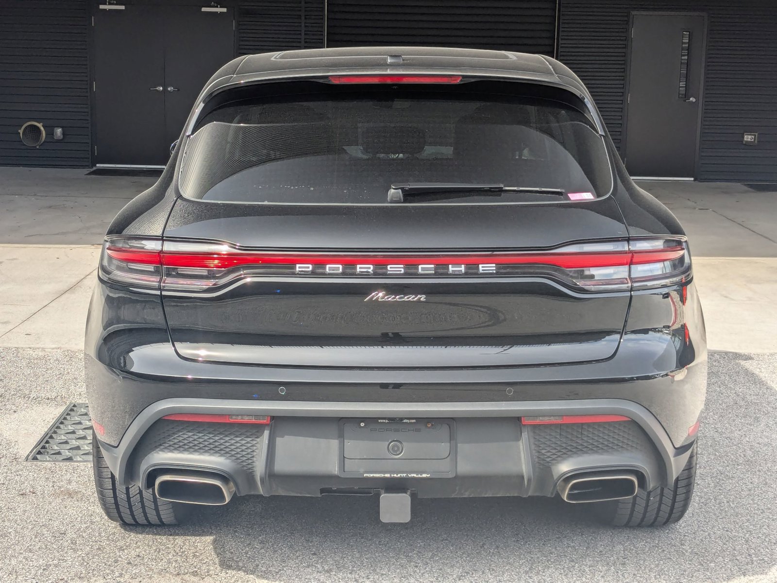 Certified 2026 Porsche Macan Turbo AWD/4WD image 10
