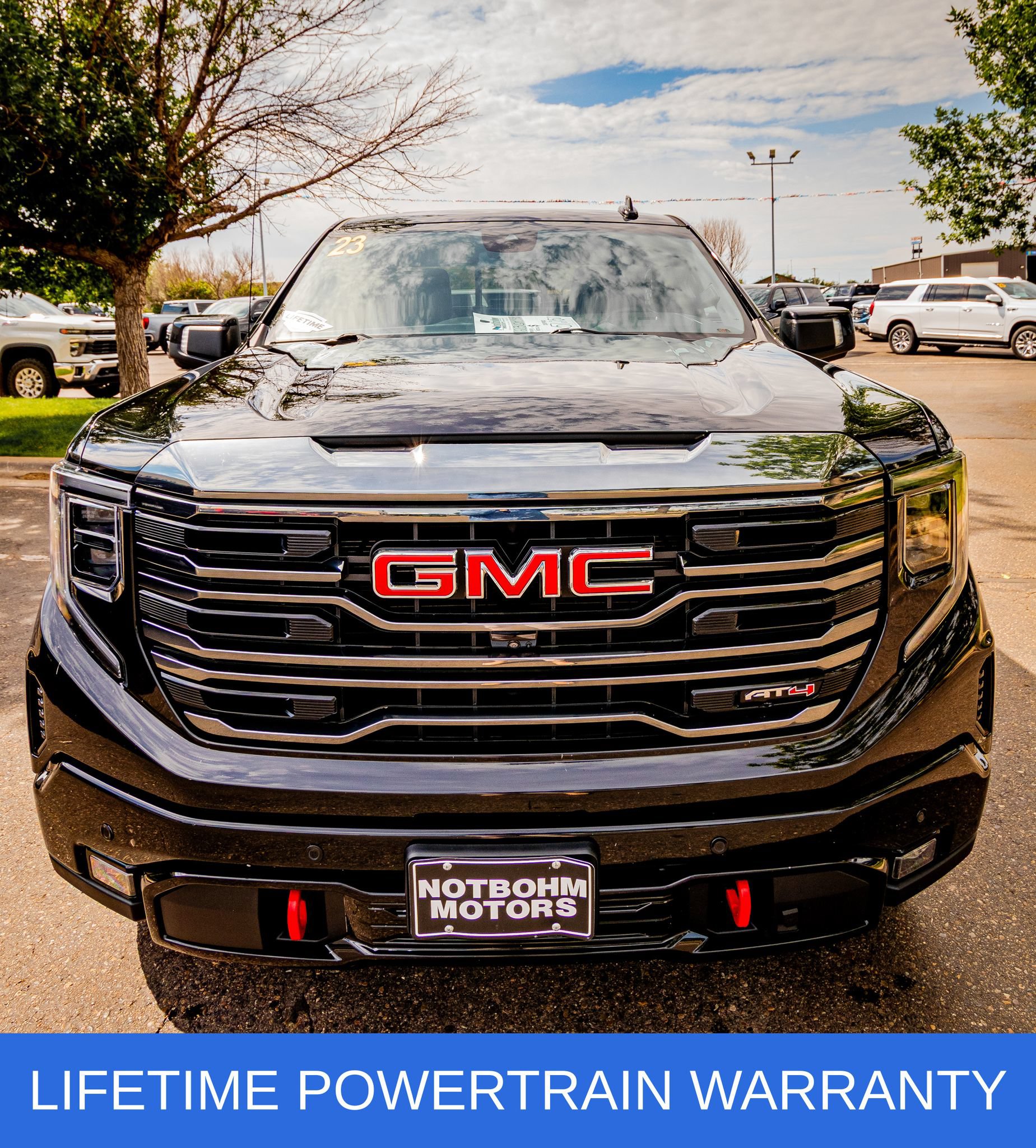 Used 2023 GMC Sierra 1500 AT4 w/ AT4 Preferred Package AWD/4WD image 5