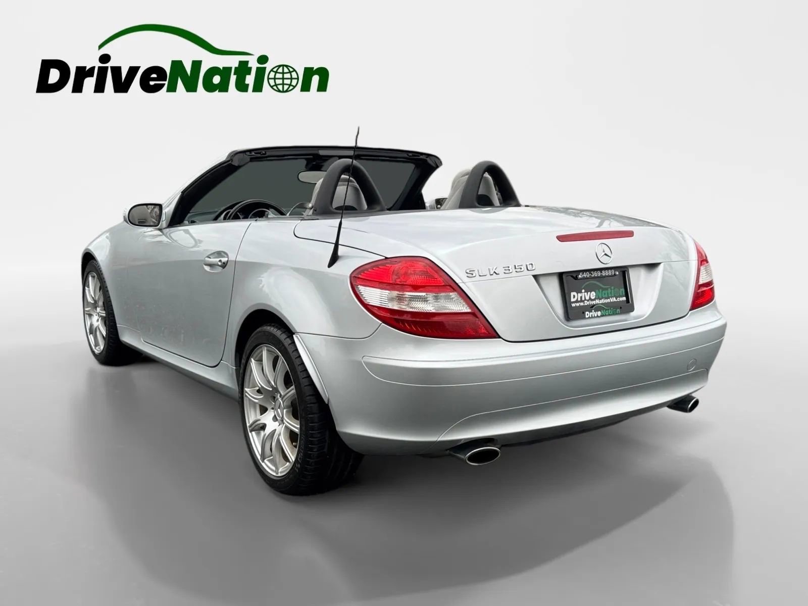 Used 2005 Mercedes-Benz SLK 350 image 9
