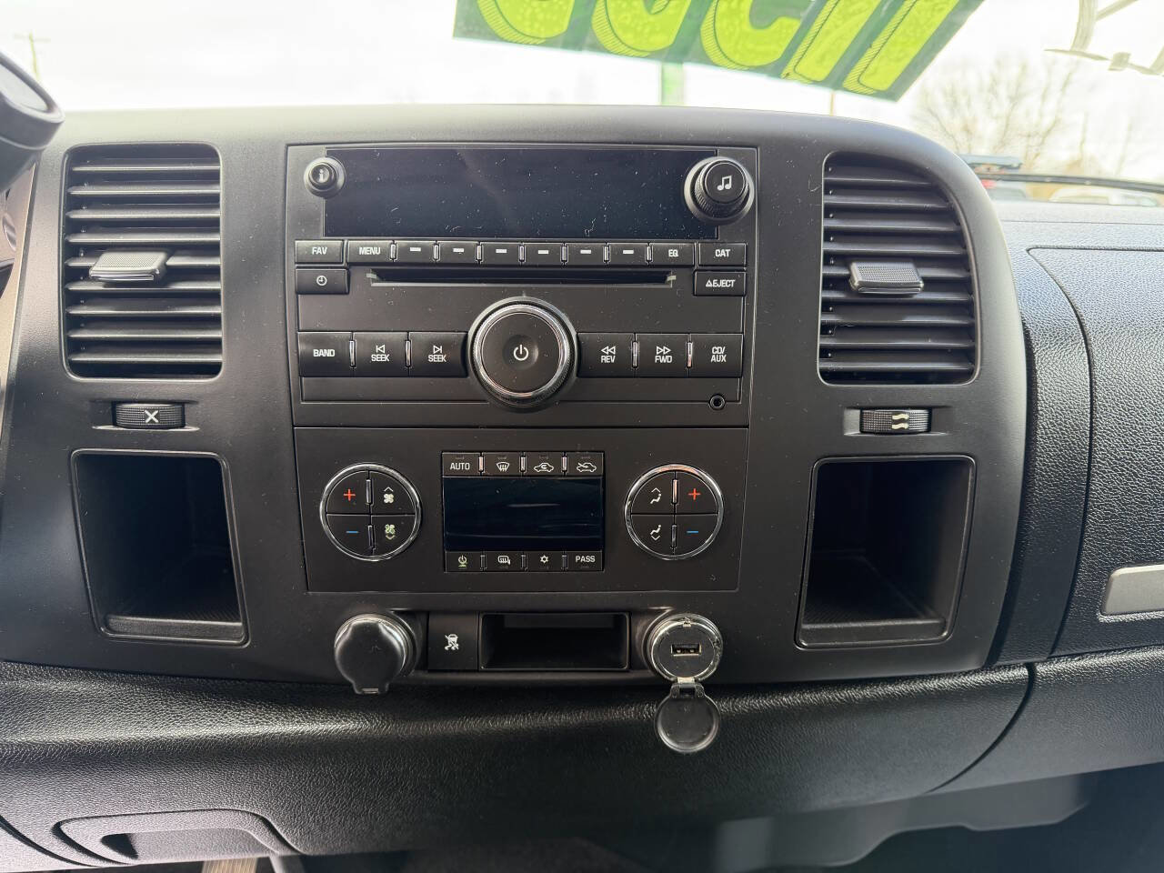 Used 2011 Chevrolet Silverado 1500 LT w/ All-Star Edition image 13