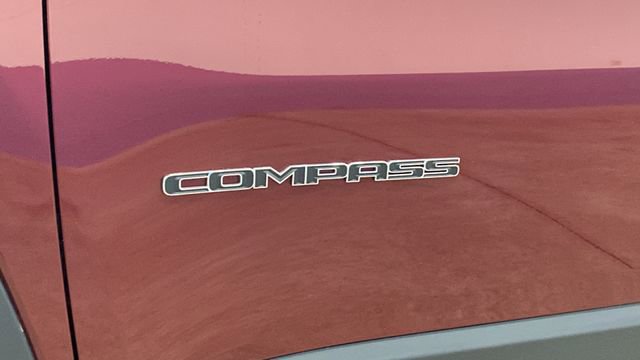 Used 2022 Jeep Compass Latitude w/ Convenience Group AWD/4WD image 41