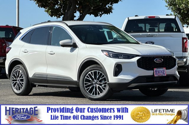 New 2025 Ford Escape SE w/ PHEV Premium Package