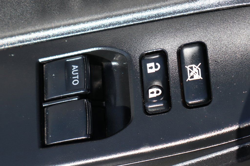 Used 2018 Toyota Yaris LE w/ Carpet Mat Package image 17