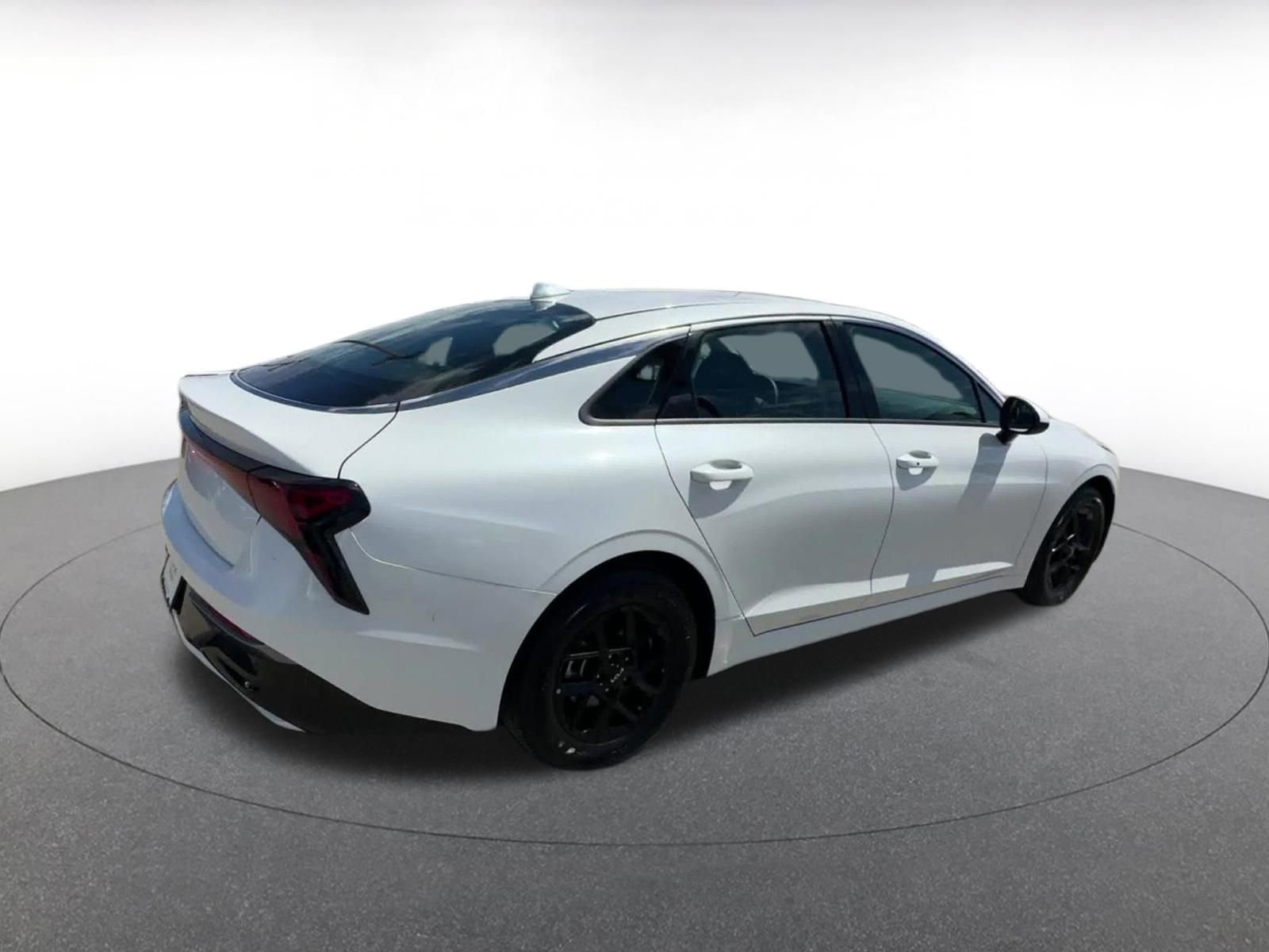 Used 2025 Kia K5 LXS image 14