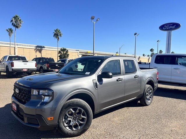 New 2025 Ford Maverick XLT image 3
