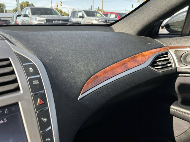 Used 2020 Lincoln MKZ Reserve w/ Elements Package FWD image 40