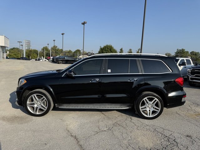 Used 2013 Mercedes-Benz GL 550 4MATIC image 9