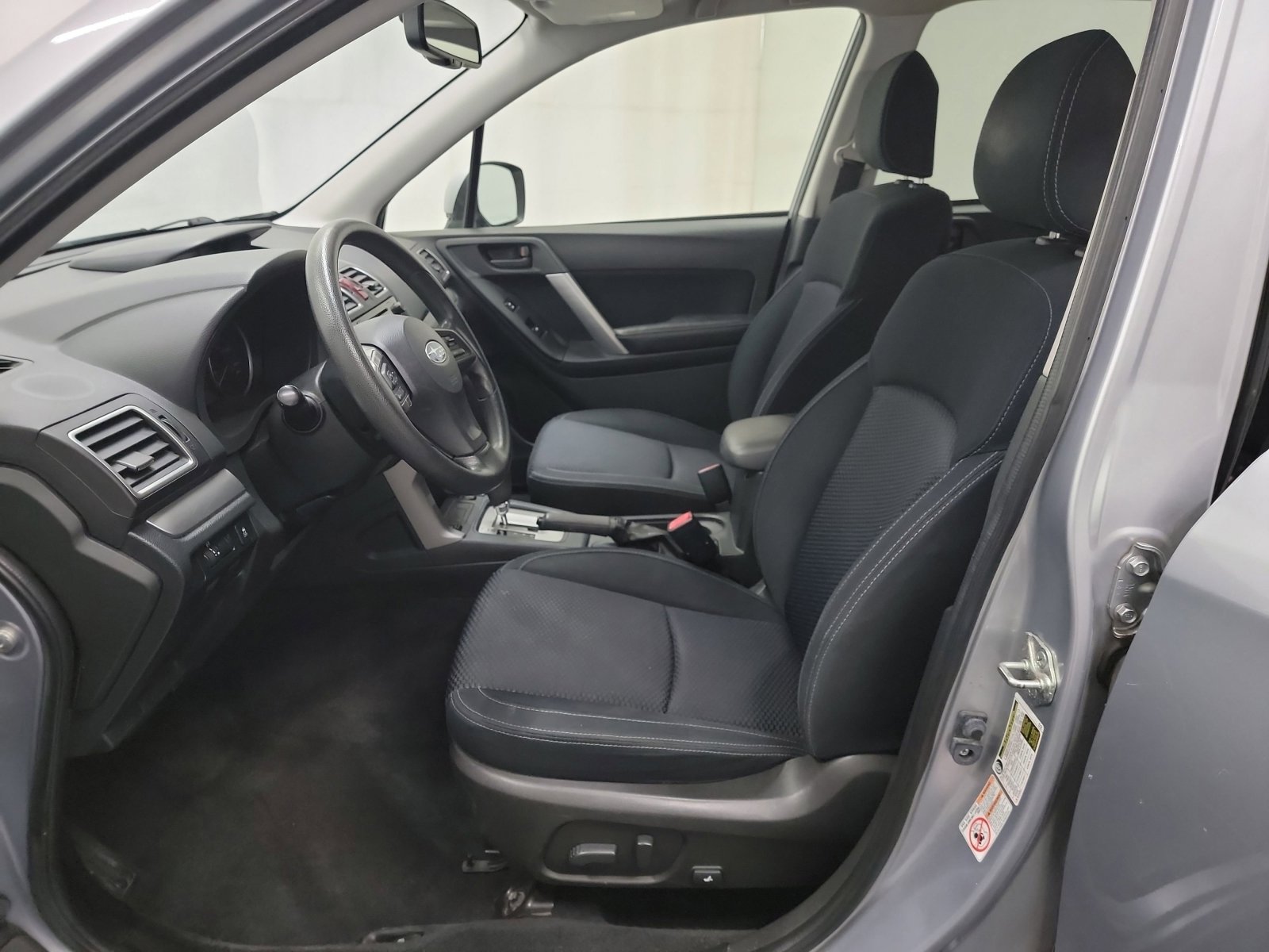 Used 2016 Subaru Forester 2.5i Premium w/ All-Weather Package image 12