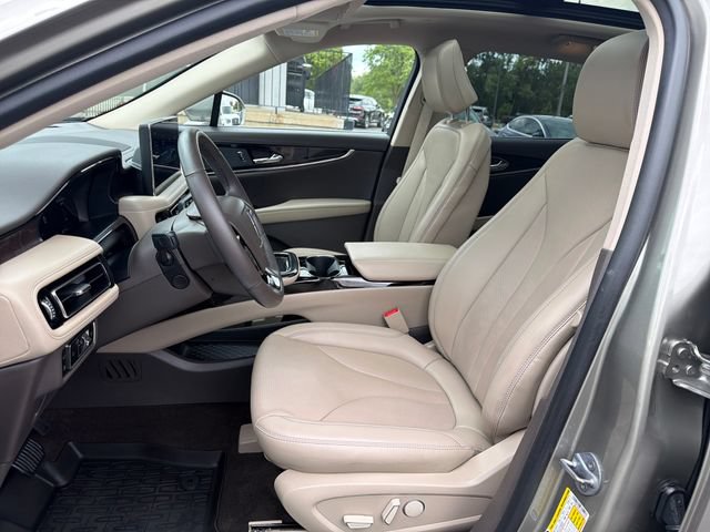 Used 2023 Lincoln Nautilus Reserve AWD/4WD image 12