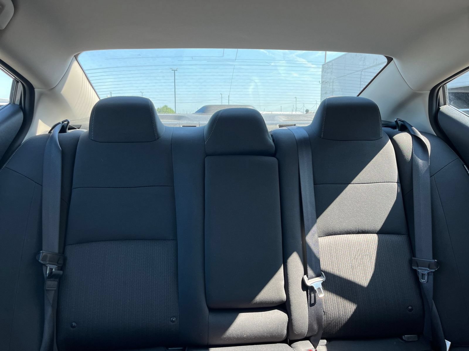 Used 2025 Nissan Altima 2.5 SV FWD image 38
