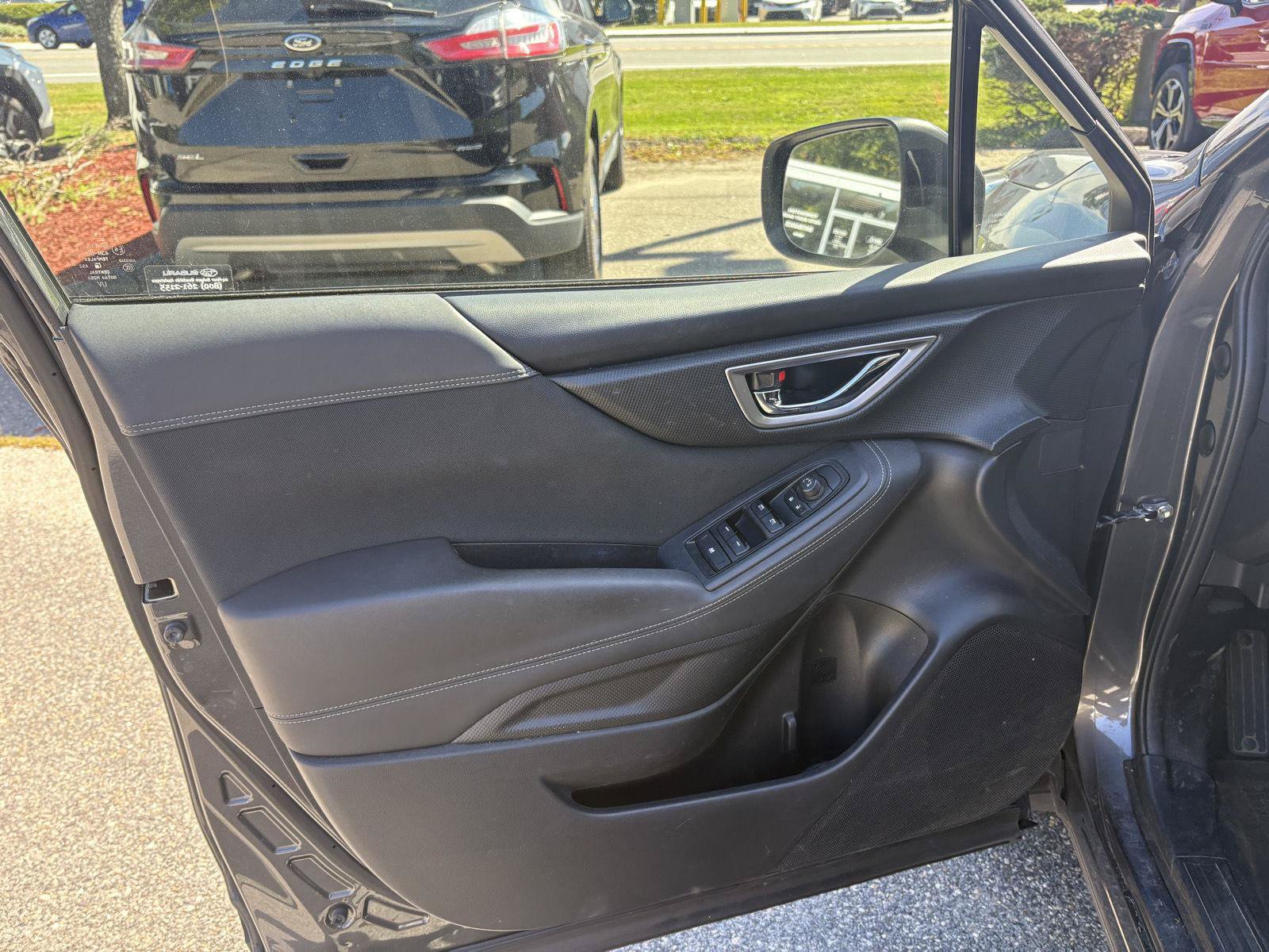 Used 2021 Subaru Forester Premium AWD/4WD image 9