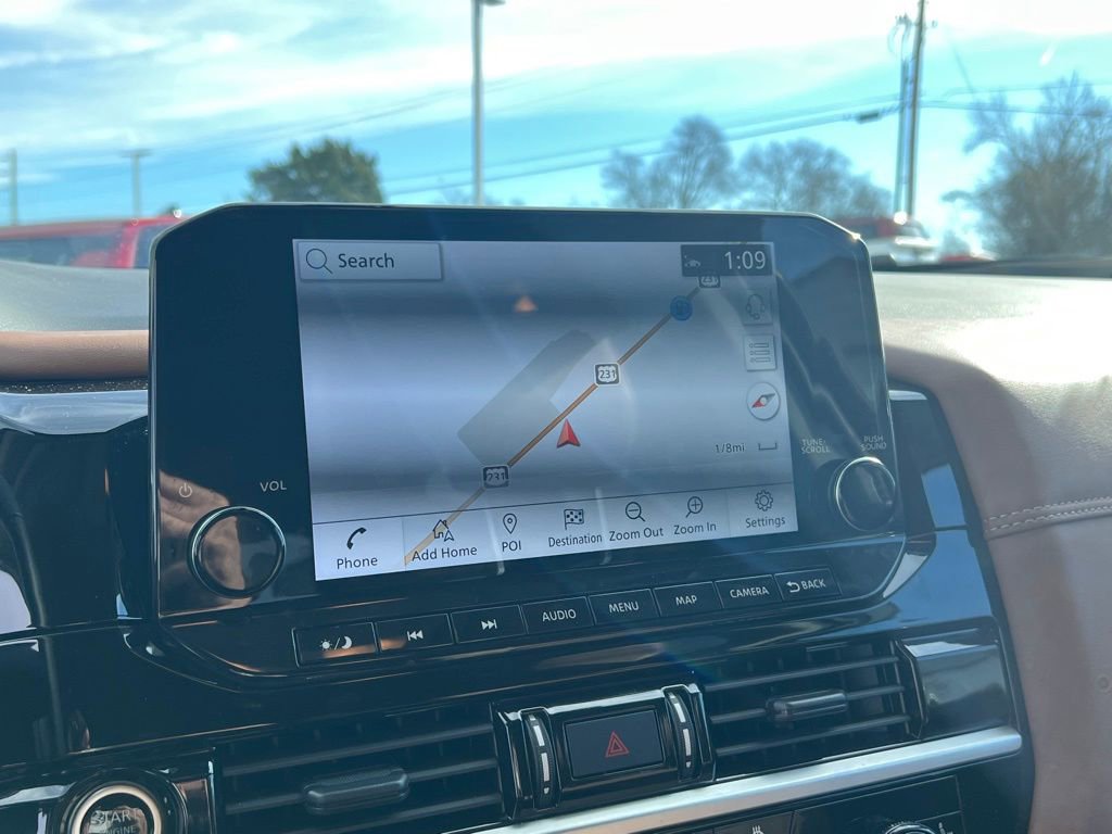 Used 2024 Nissan Pathfinder Platinum w/ Cargo Package image 26