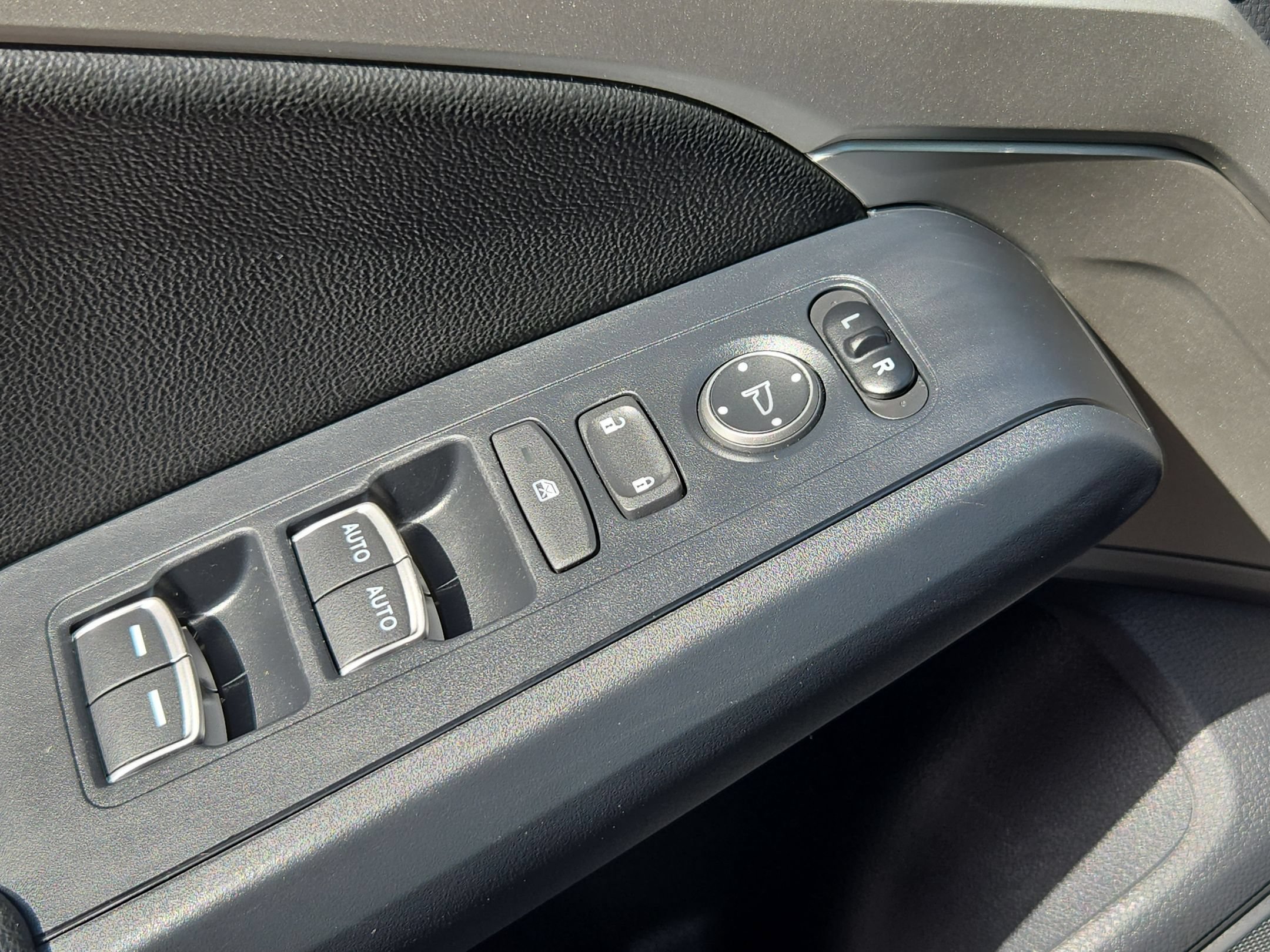 Certified 2024 Acura Integra FWD image 11