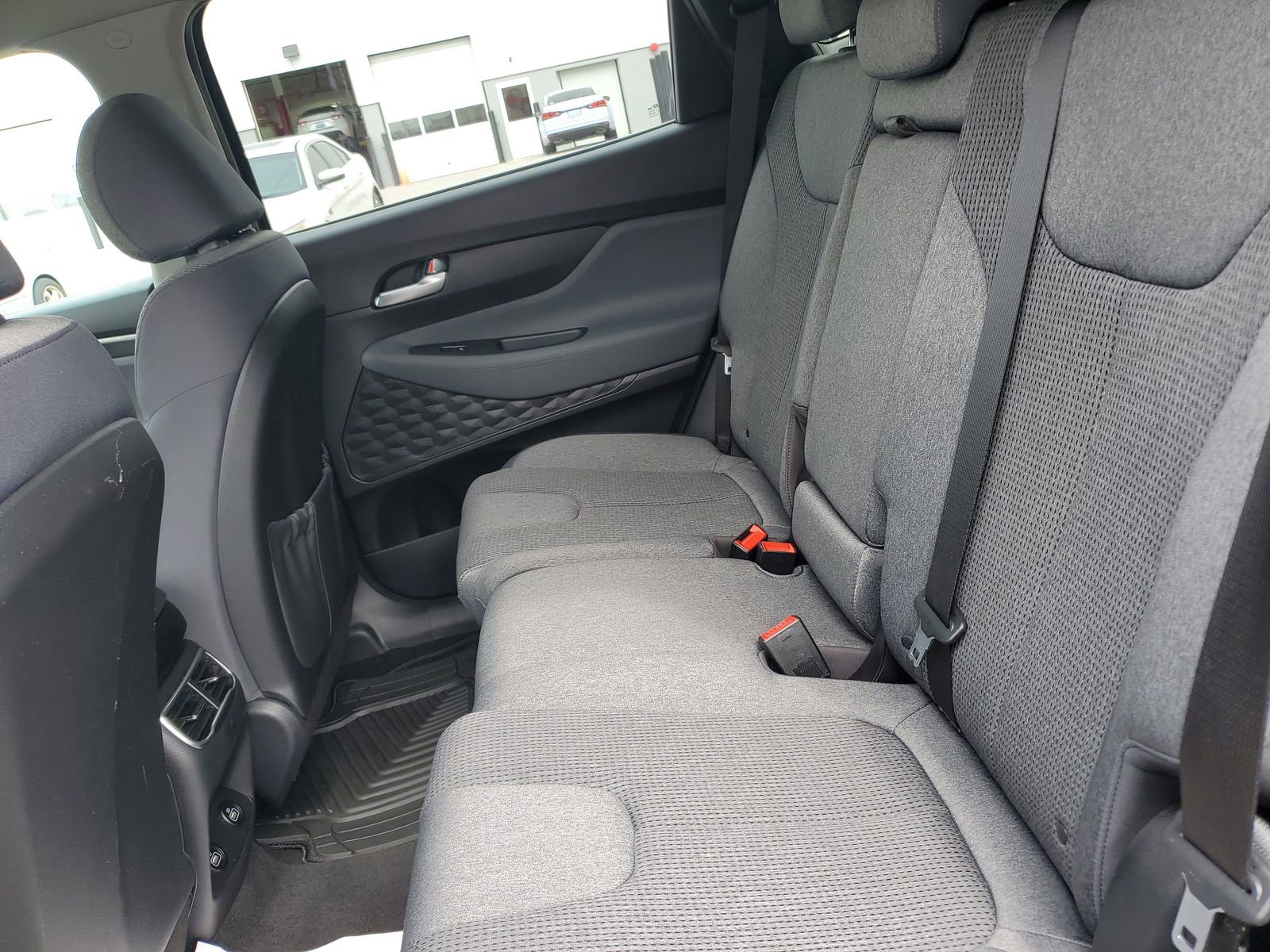 Used 2021 Hyundai Santa Fe SEL FWD image 12