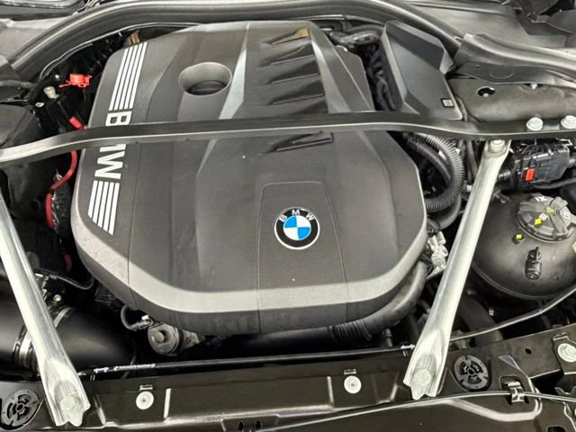 Certified 2024 BMW 740i xDrive w/ Premium Package 2 AWD/4WD image 42