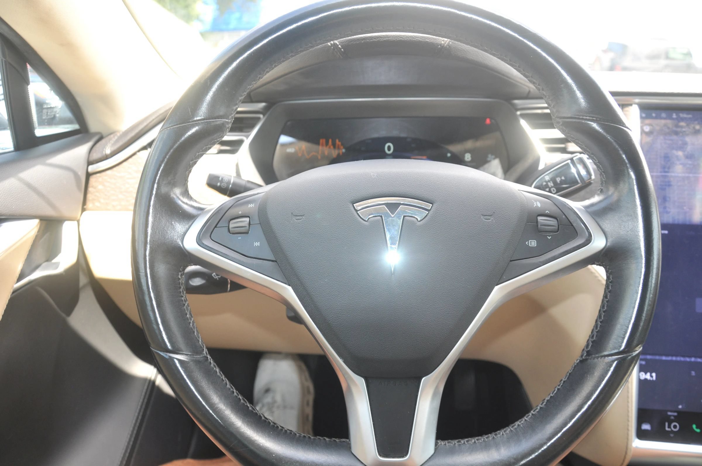 Used 2014 Tesla Model S 85 RWD image 40