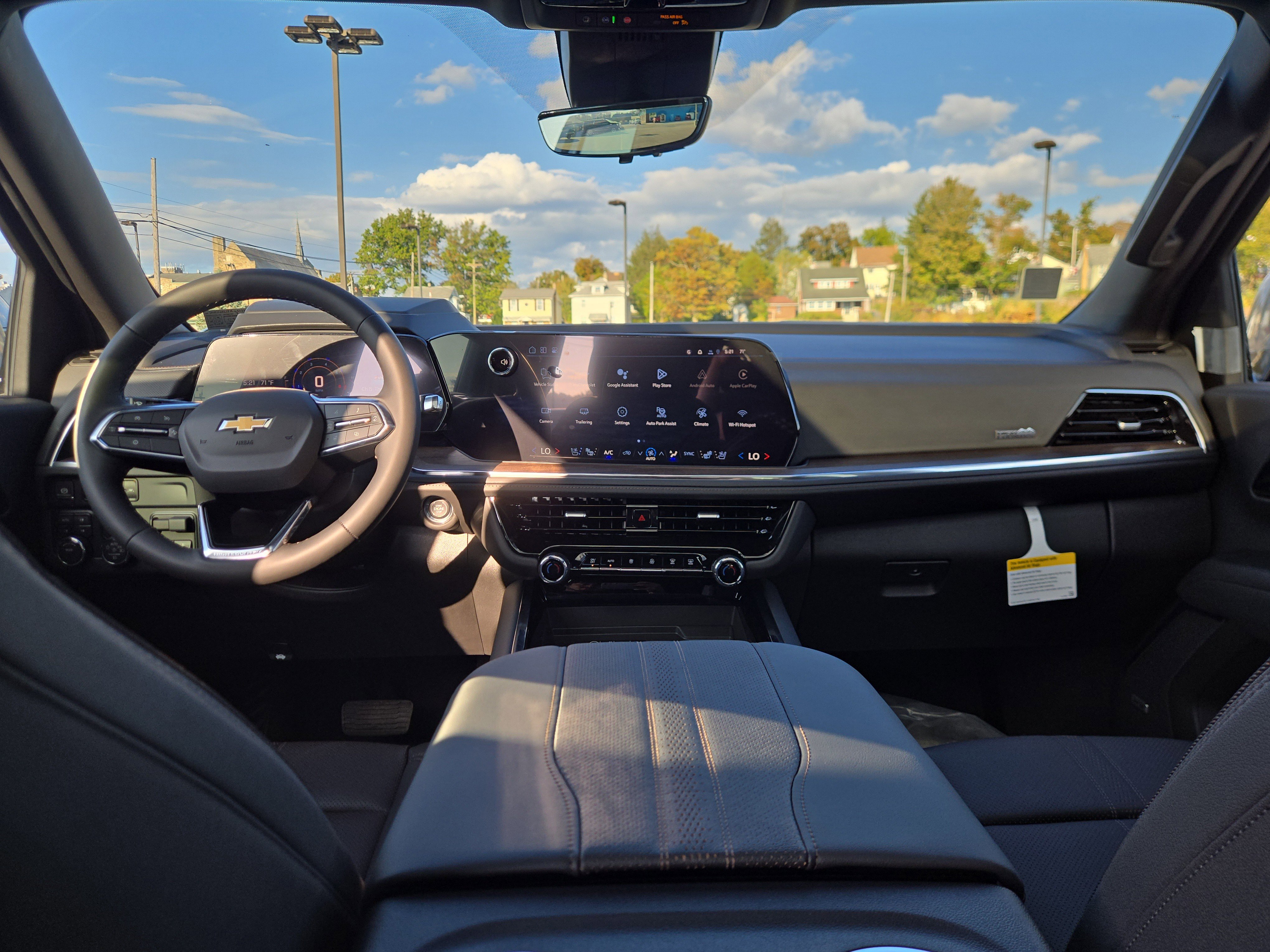 New 2026 Chevrolet Suburban High Country w/ Sun And Tow Package image 15