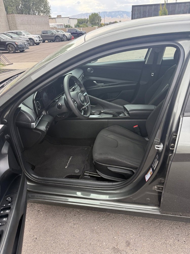 Used 2024 Hyundai Elantra SEL image 8