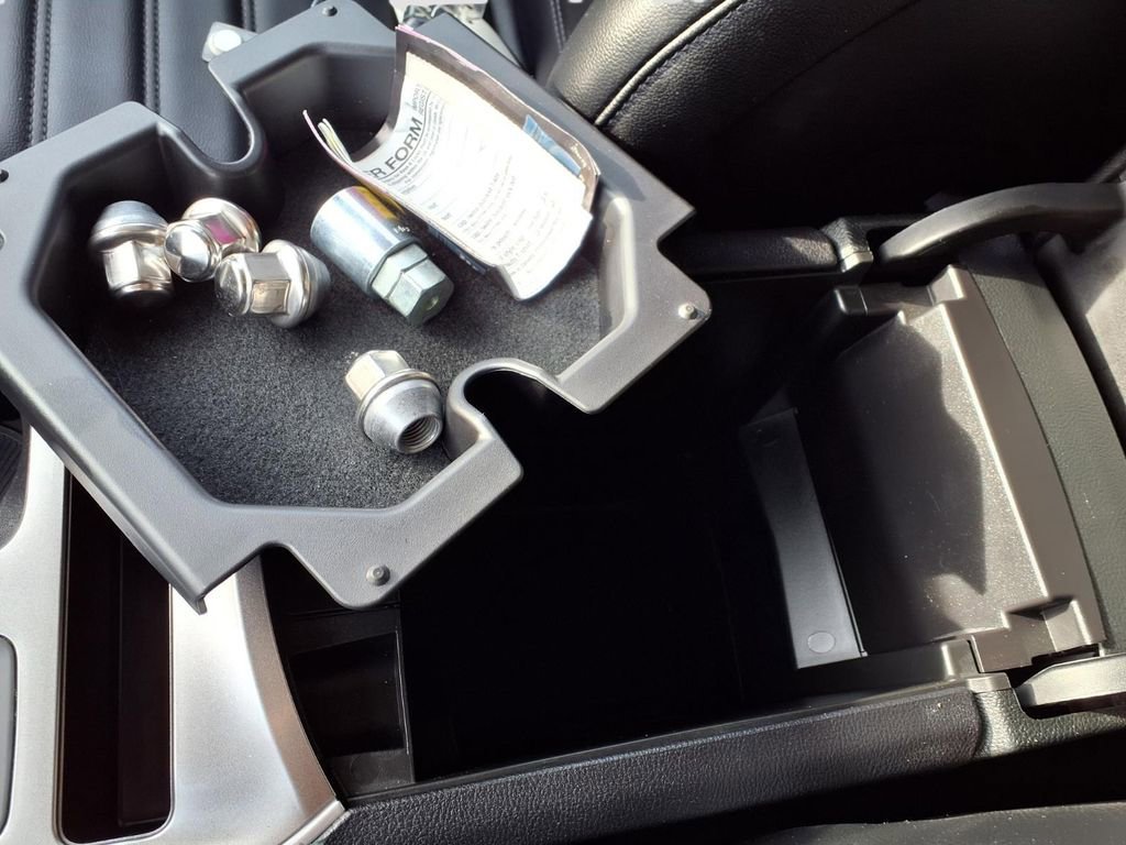 Used 2023 Ford Edge SEL w/ Convenience Package image 17