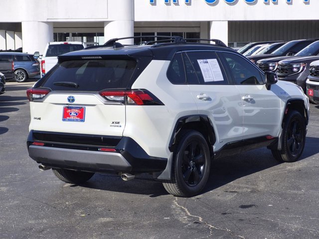 Used 2021 Toyota RAV4 XSE image 6