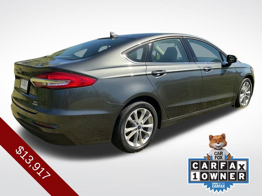 Used 2020 Ford Fusion SEL image 2
