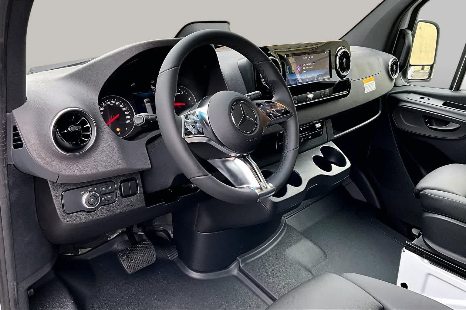New 2025 Mercedes-Benz Sprinter 2500 image 8