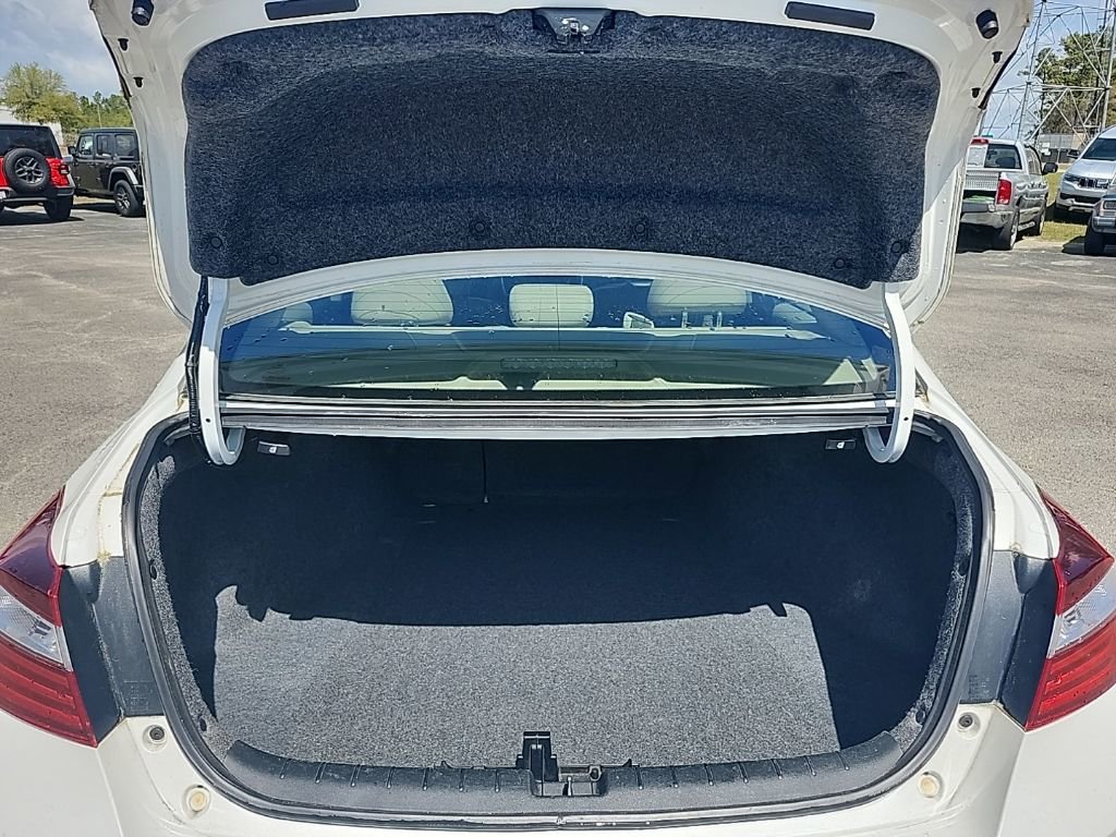 Used 2017 Honda Accord EX-L image 25