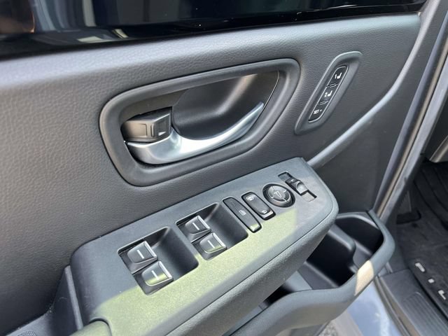 Used 2025 Honda Pilot Touring image 19