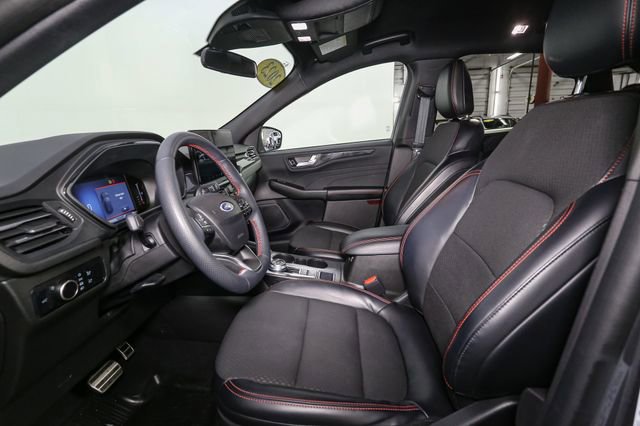 Used 2023 Ford Escape ST-Line w/ Tech Pack #1 AWD/4WD image 40