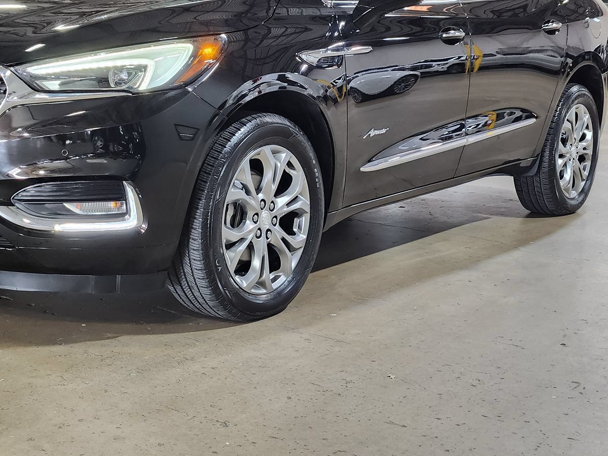 Used 2019 Buick Enclave Avenir w/ Avenir Technology Package FWD image 17