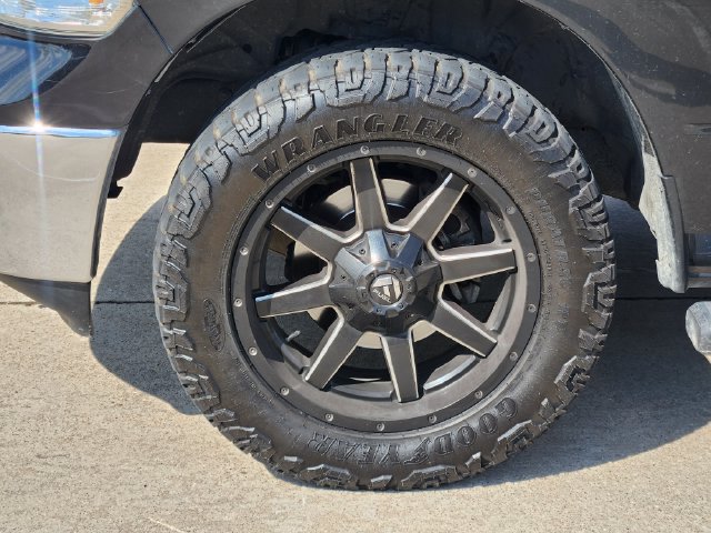 Used 2017 RAM 1500 Lone Star RWD image 10