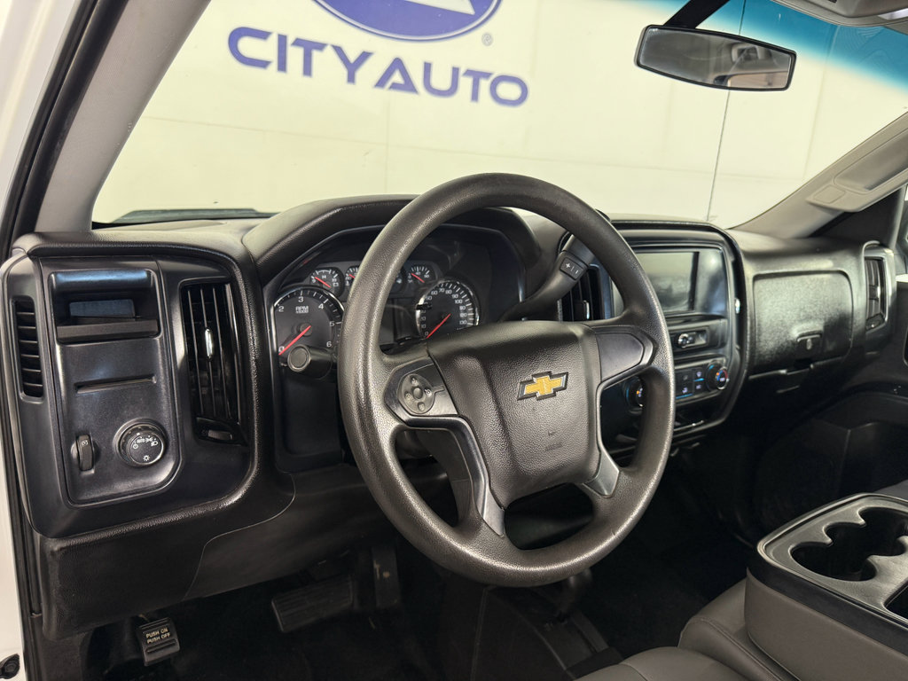 Used 2018 Chevrolet Silverado 1500 W/T w/ Trailering Package image 17