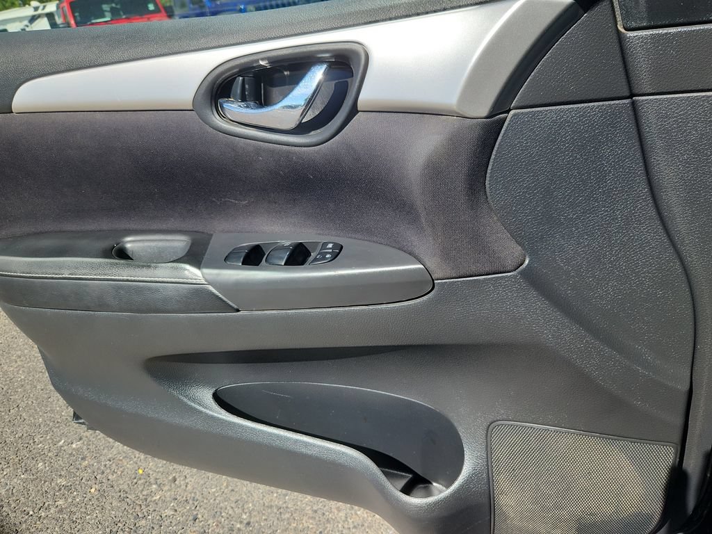 Used 2019 Nissan Sentra S FWD image 8