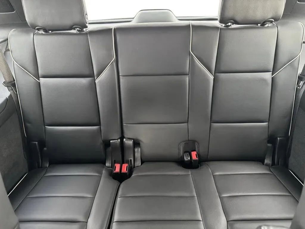 Used 2021 Cadillac Escalade Premium Luxury w/ Driver Assist Tech Package image 20