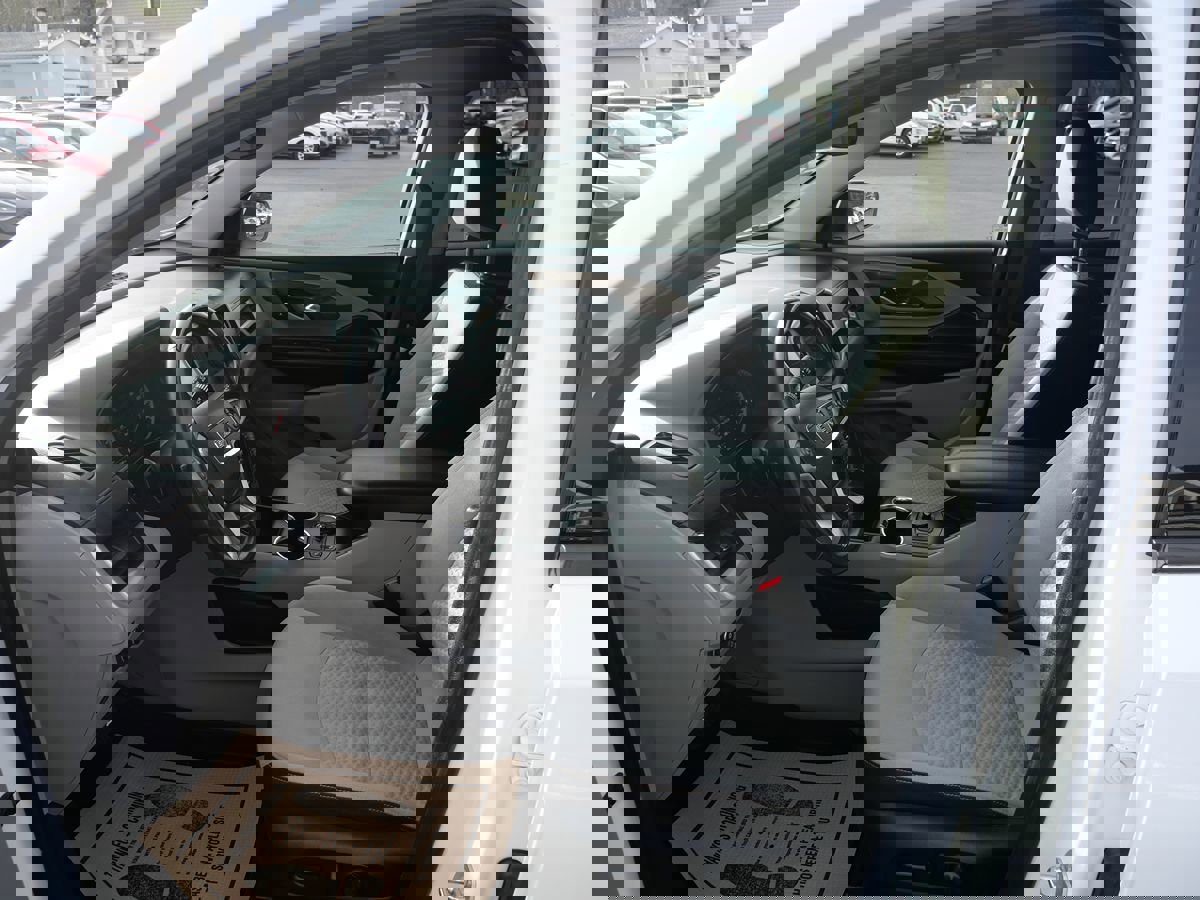 Used 2018 GMC Terrain SLE w/ Driver Convenience Package image 10