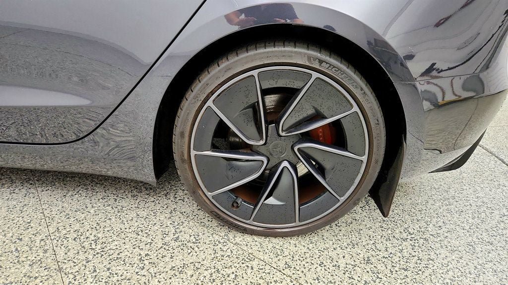 Used 2024 Tesla Model 3 Performance AWD/4WD image 9