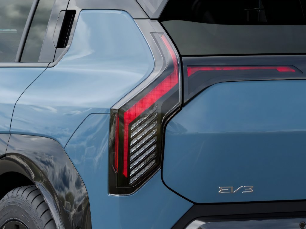 New 2027 Kia EV3 GT-Line AWD/4WD image 11