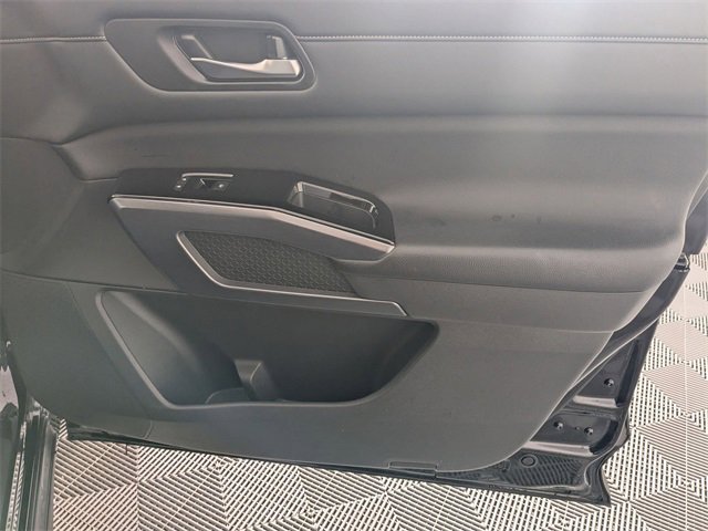 Used 2023 Nissan Pathfinder SL w/ Black Appearance Package image 36