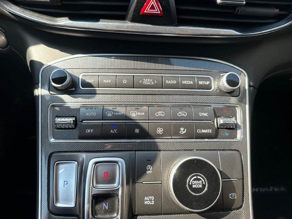 Used 2023 Hyundai Santa Fe SEL w/ Premium Package FWD image 17