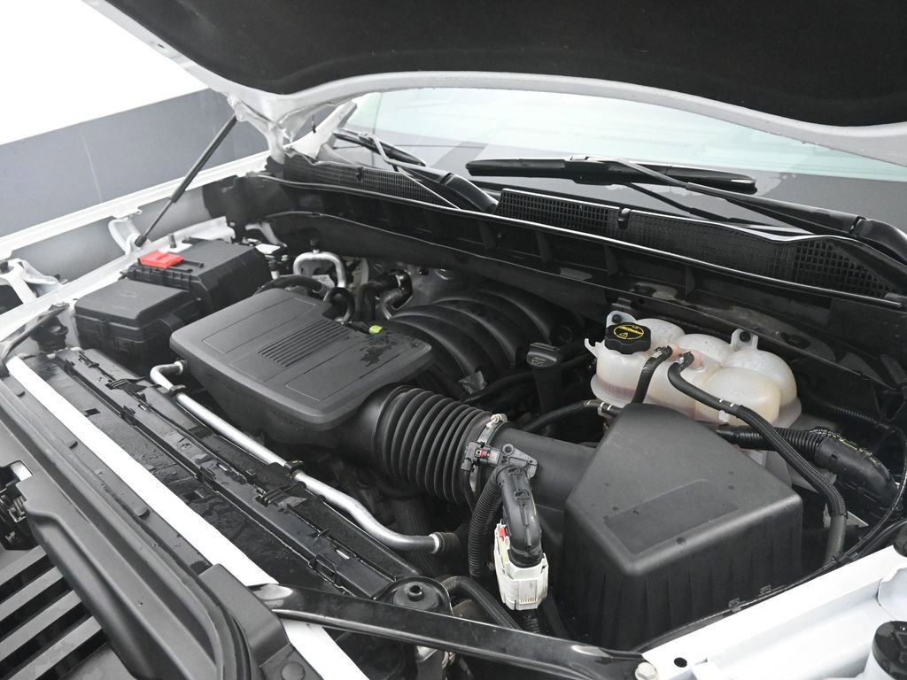Used 2025 GMC Sierra 1500 SLT image 14