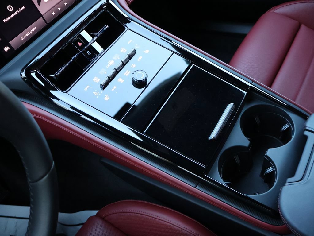 Certified 2025 Porsche Panamera GTS AWD/4WD image 30