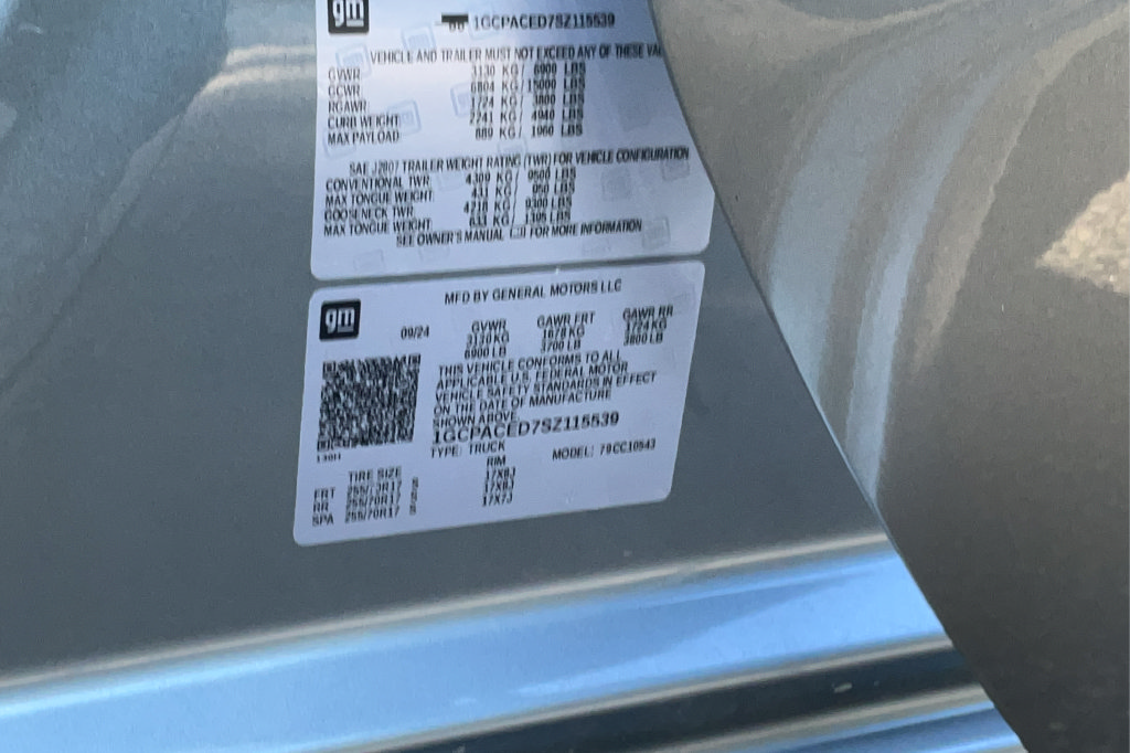 Certified 2025 Chevrolet Silverado 1500 LT RWD image 24