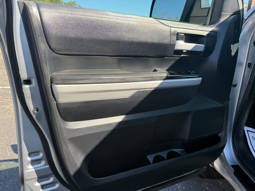 Used 2019 Toyota Tundra SR5 image 9