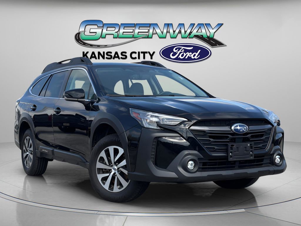 Used 2024 Subaru Outback Premium AWD/4WD image 2