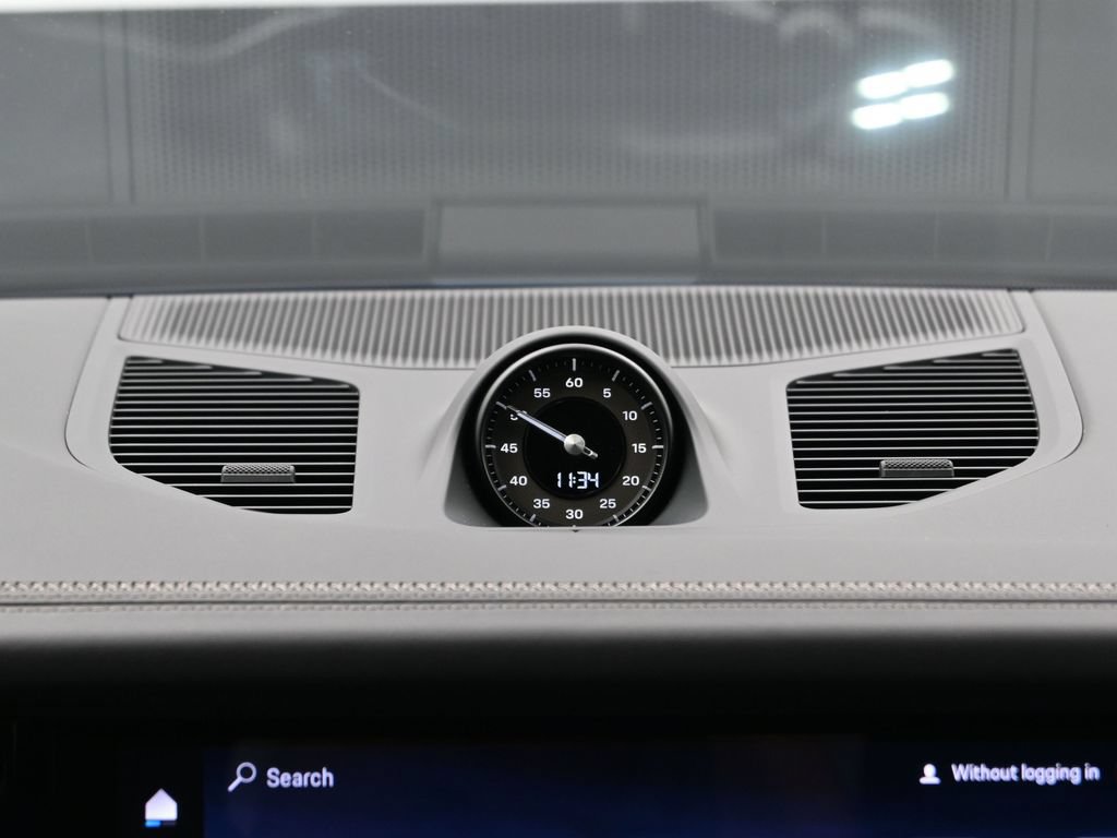 New 2026 Porsche Cayenne Turbo AWD/4WD image 24