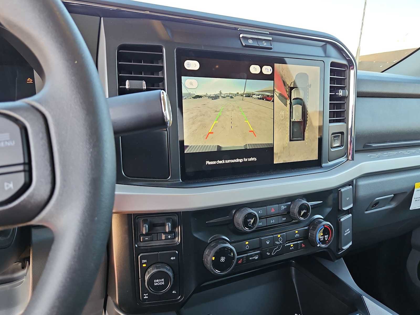Used 2025 Ford F250 XLT w/ Black Appearance Package AWD/4WD image 20